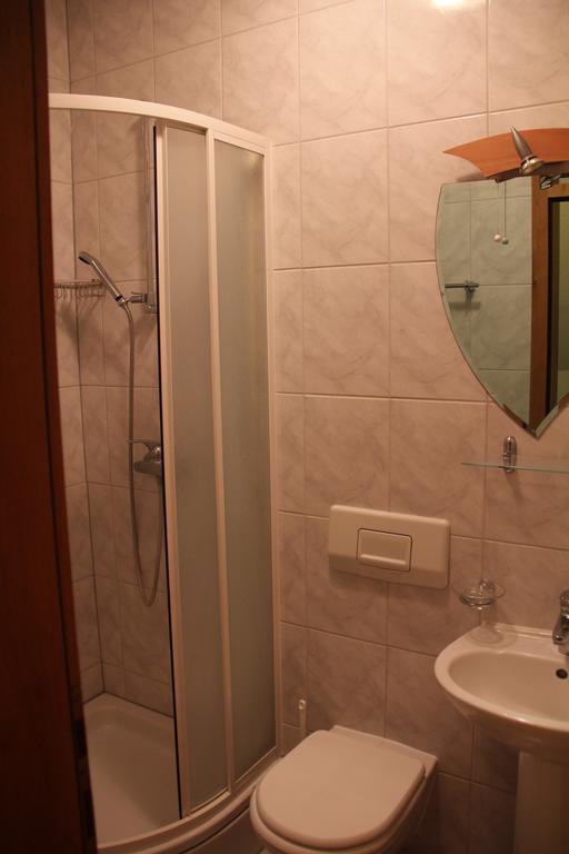 City Bridge Guest House Bihać Δωμάτιο φωτογραφία